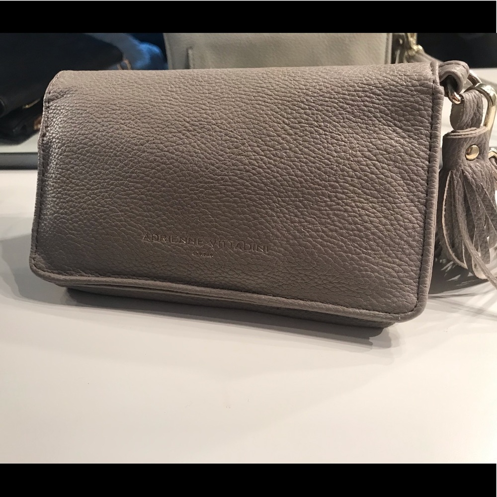 Charging wallet